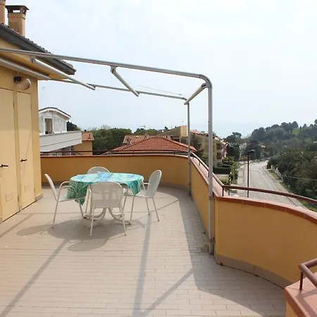 Trilo Biondi Apartment *